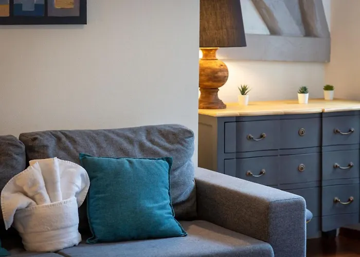 Apartment Daisy Un Pres De La Place Du Vieux Marche *