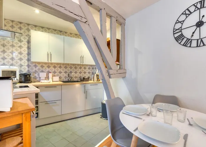 Daisy Un Pres De La Place Du Vieux Marche Apartment *